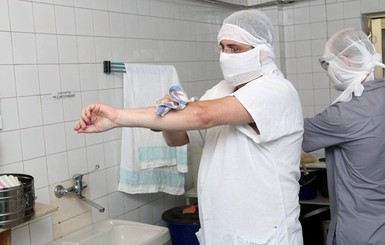 В Запорожской области четырех пациентов в больнице заразили гепатитом С