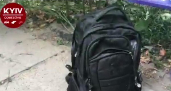 В Киеве дети нашли рюкзак с гранатой