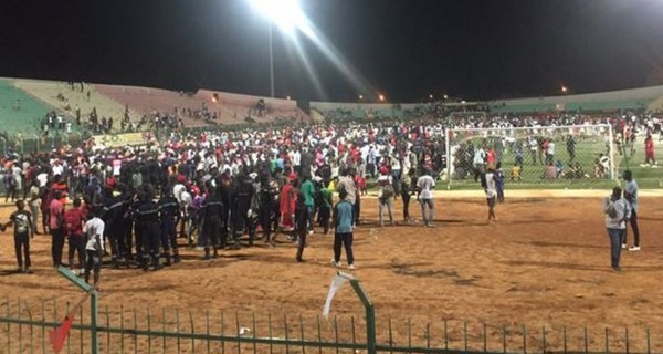 Жертвами давки на стадионе в Дакаре стали 8 человек