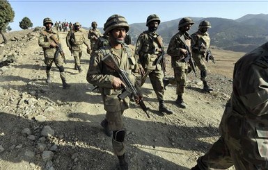 Пакистан начал военную операцию на границе с Афганистаном