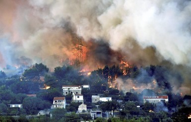 Черногория попросила ЕС о помощи из-за крупных пожаров