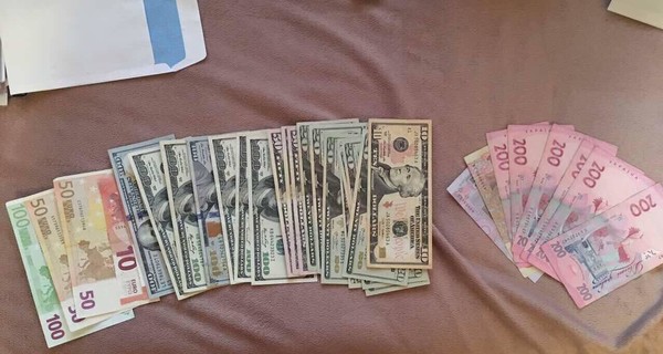 Киевская медсестра продавала психотропные препараты и колола их наркоманам