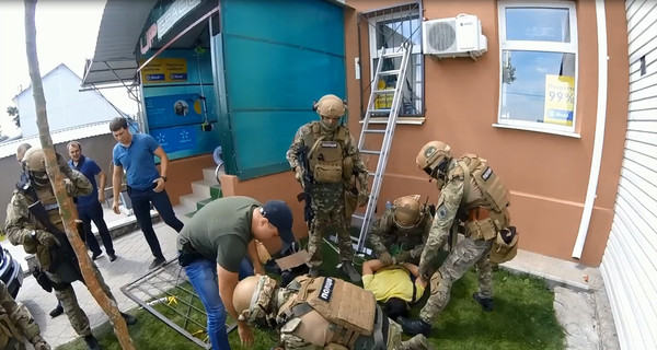 Убийство никопольского бизнесмена заказали строителю и трактористу