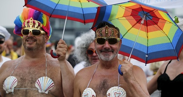 Берлин зарабатывает 177 миллионов евро в год на ЛГБТ-парадах  