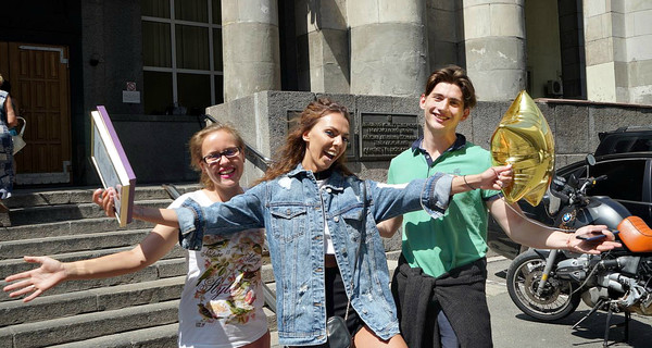 Племянница Ротару стала соседкой Брэда Питта