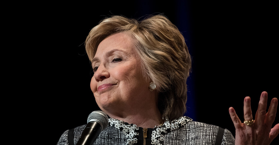 Хиллари Клинтон выпустит книгу о своем поражении на президентских выборах