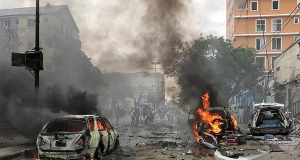 Взрыв в Сомали: погибли шестеро, 13 ранены