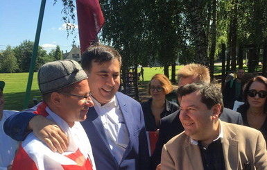 Саакашвили из Польши приехал в Литву 