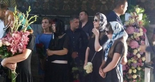 В Киеве прошла церемония прощания с Ириной Бережной