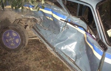 Под Одессой пьяный водитель протаранил машину участкового полицейского