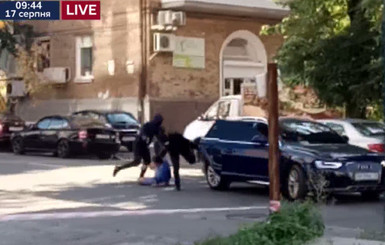 В Киеве произошло ограбление со стрельбой, появилось видео