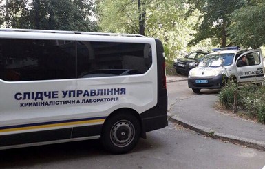 В Киеве нашли машину с трупом женщины внутри
