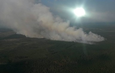 В Житомирской области продолжает гореть заповедник на границе с Беларусью