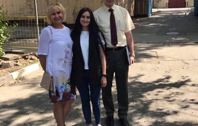 Романа Сущенко в российском СИЗО посетили жена и дочь