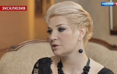 Максакова пригласила в Киев Малахова и рассказала, что помирилась с матерью