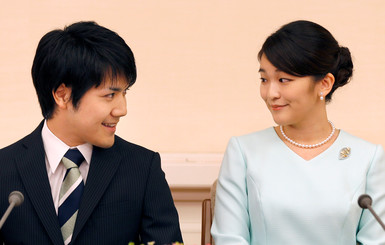 Японская принцесса Мако выходит замуж за простолюдина и отрекается от титула