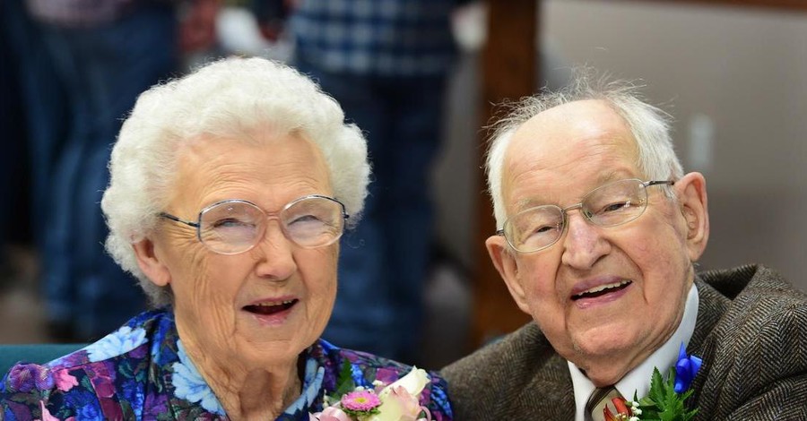У пары, которая жената 75 лет, оказались 