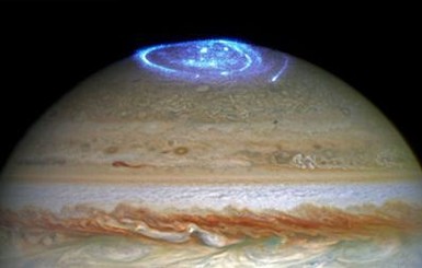 На Юпитере зафиксировали гигантские полярные сияния
