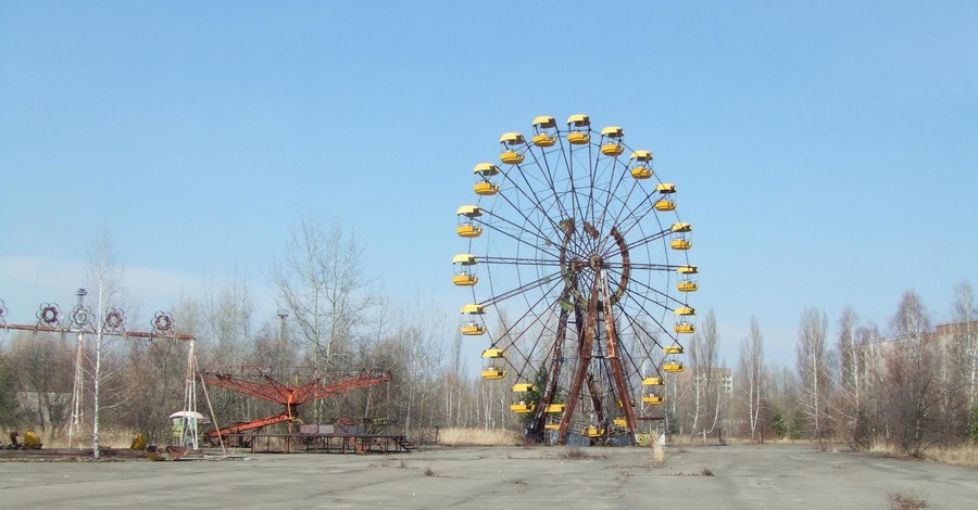В Припяти спустя 31 год заработало чертово колесо