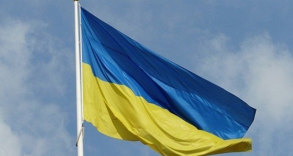 Украинец сел в тюрьму на полгода за надругательство над государственным флагом