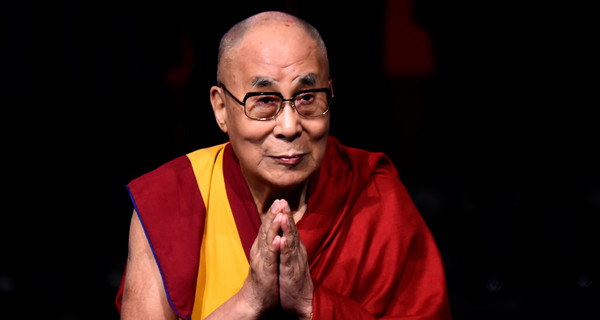 Далай Лама отправился в турне по Европе - в Риге он встретится с Гребенщиковым 