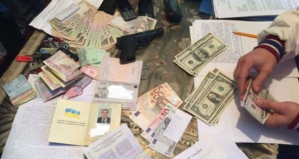 На Закарпатье задержали помощника украинского нардепа с венгерским паспортом