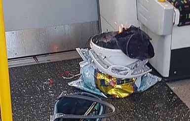 Бомба в метро Лондона взорвалась не до конца, в больницах 18 человек