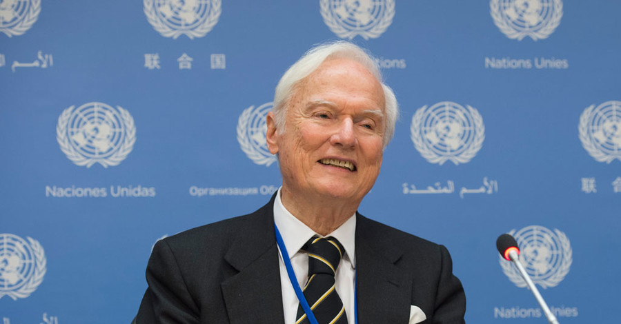 Докладчик ООН, заявивший о неэффективности антиросийских санкций, опроверг получение взятки 