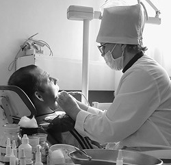 Киевский стоматолог чуть не убил 5-летнего ребенка 