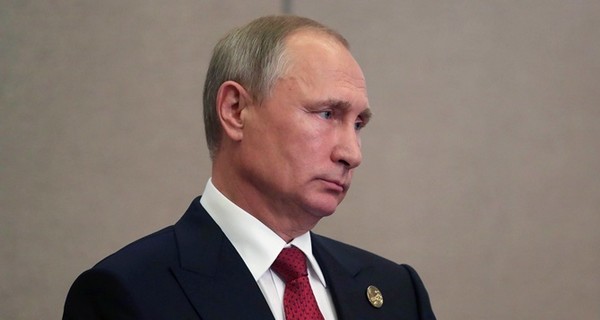 В РФ предложили урезать права Путина на военную силу за рубежом