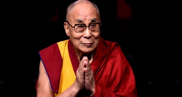 Далай-лама XIV рассказал в Риге о смысле жизни и устаревшем мышлении некоторых лидеров