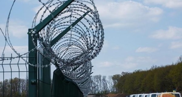 Россия хочет построить 50-километровый забор в Крыму