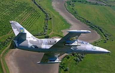 Стали известны имена пилотов разбившегося Л-39