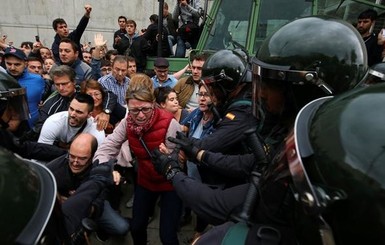 Референдум в Каталонии прошел, остались только взаимные угрозы