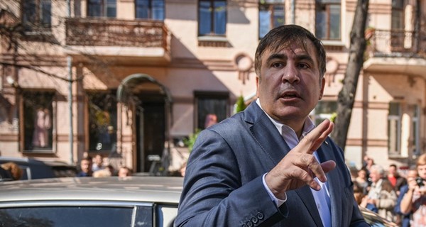 Луценко рассказал, что мешает экстрадиции Саакашвили 