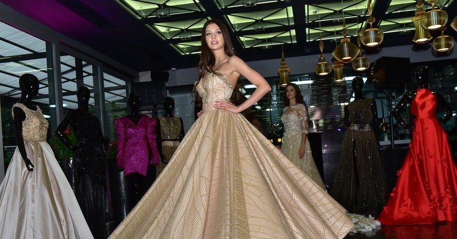 Украинские Мисс показали платья для международных конкурсов: тысяча бабочек, тайные руны и сияющие колосья