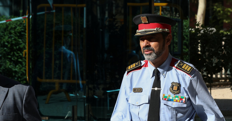 Главу полиции Каталонии обвинили в мятеже