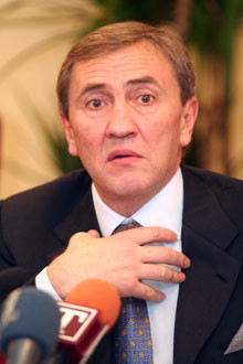 Ющенко сдал Черновецкого, чтобы вернуть себе полномочия? 