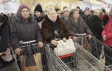Порошенко утвердил пенсионную реформу: чего ждать пенсионерам