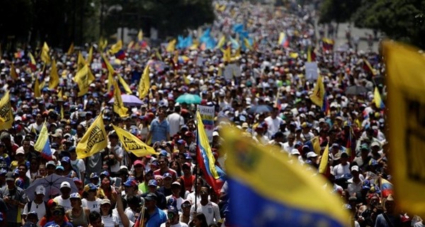 Венесуэла выпустит свою криптовалюту, чтоб спастись от инфляции