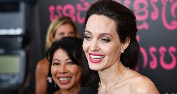 Анджелина Джоли согласилась стать приманкой для поимки военного преступника