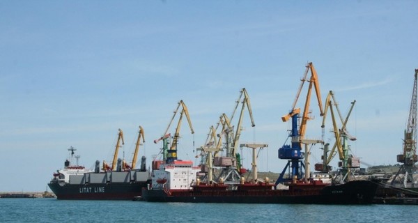 Турция запретила принимать суда из портов Крыма