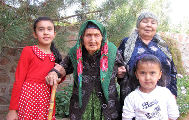 В Таджикистане нашли женщину, которая старше 117-летней украинки