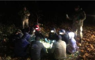 Пограничники поймали 12 нелегалов в Сумской области