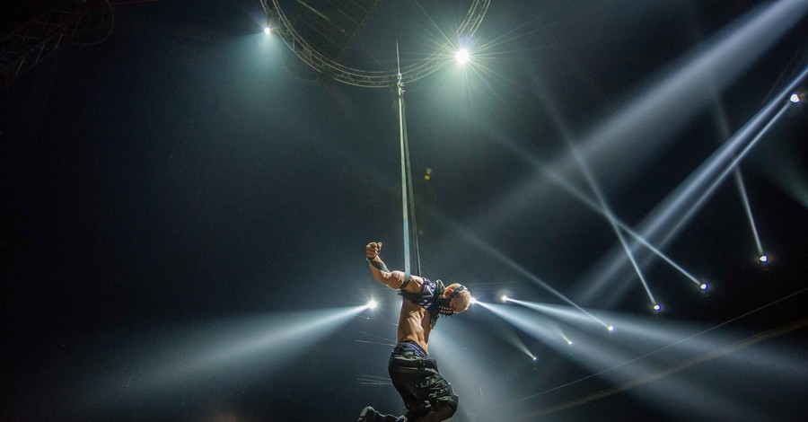 Воздушный гимнаст из Цирка Рекордов назвал изюминку шоу