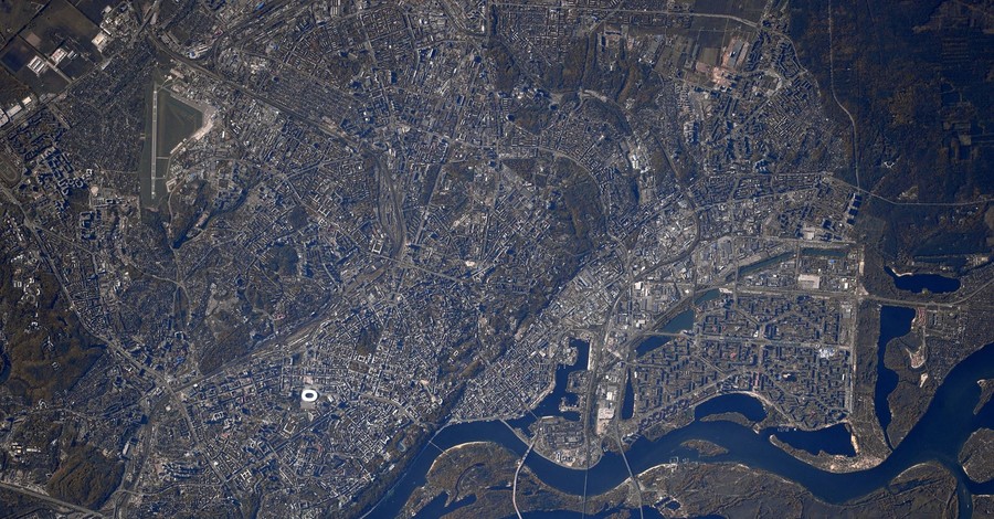 Астронавт НАСА показал, как выглядит Киев из космоса 
