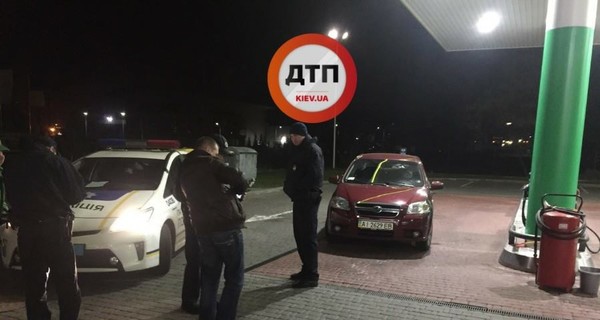 В Киеве пьяный сотрудник госохраны на авто кружил вокруг АЗС: 