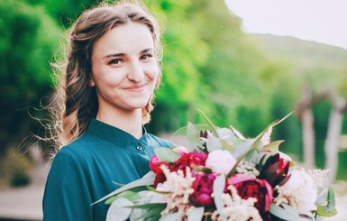 Авария в Харькове: 24-летнюю Диану Берченко похоронили в свадебном платье