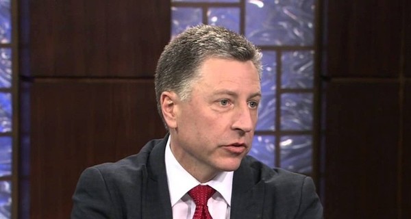 Волкер на встрече с Порошенко одобрил закон по Донбассу 