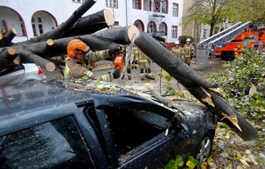 Метеорологи рассказали, затронет ли Украину ураган Герварт